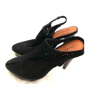 Gorgeous black eyelet suede shoes